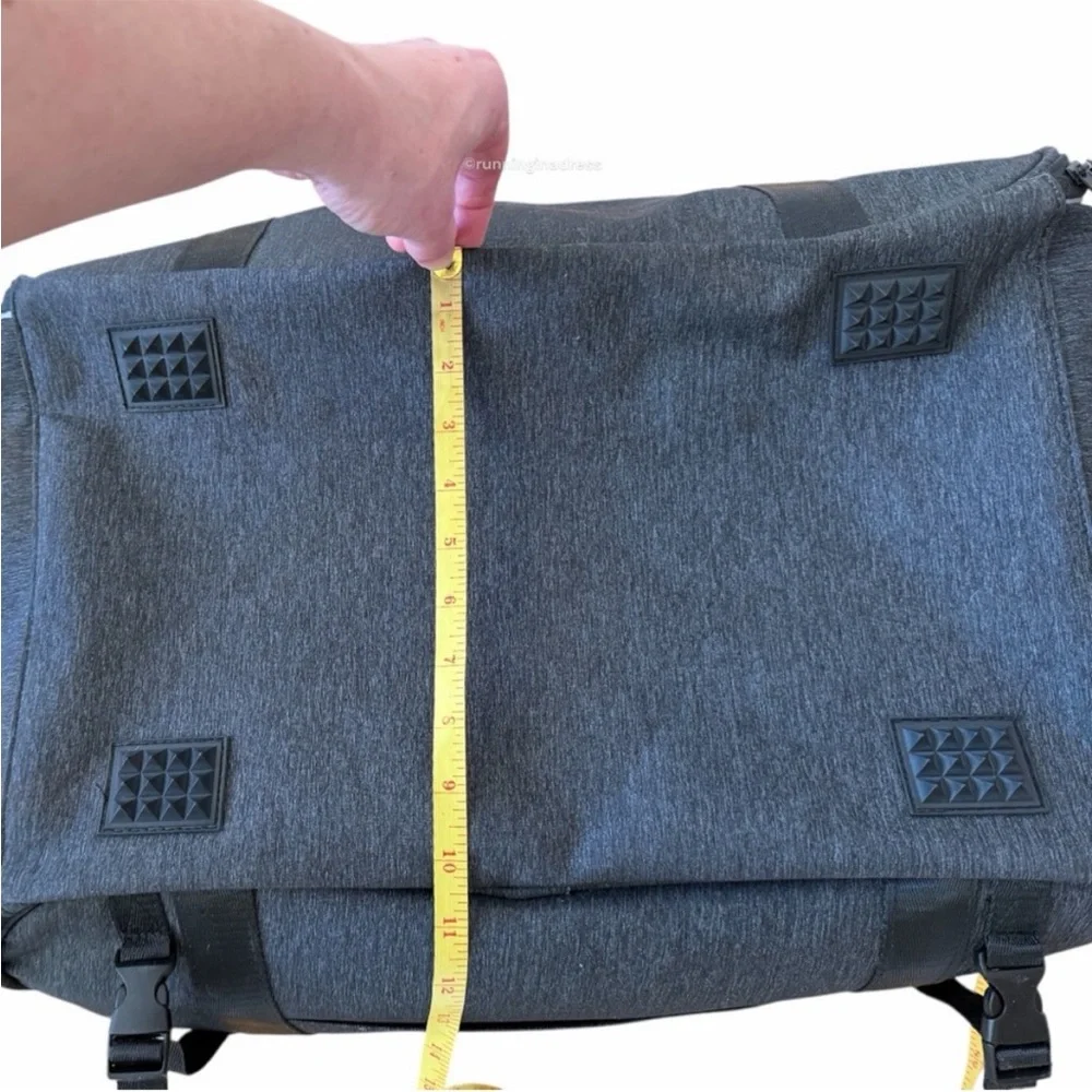Morpilot Airline Approved Pet Carrier Soft Sided Dog & Cat Travel Bag Gray